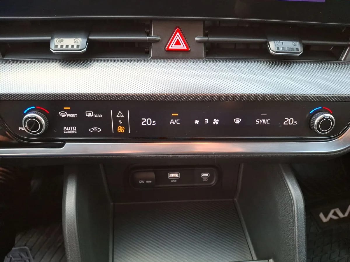 Kia Sportage 2.0 Ex Dies 2wd 8at 5p año 2025