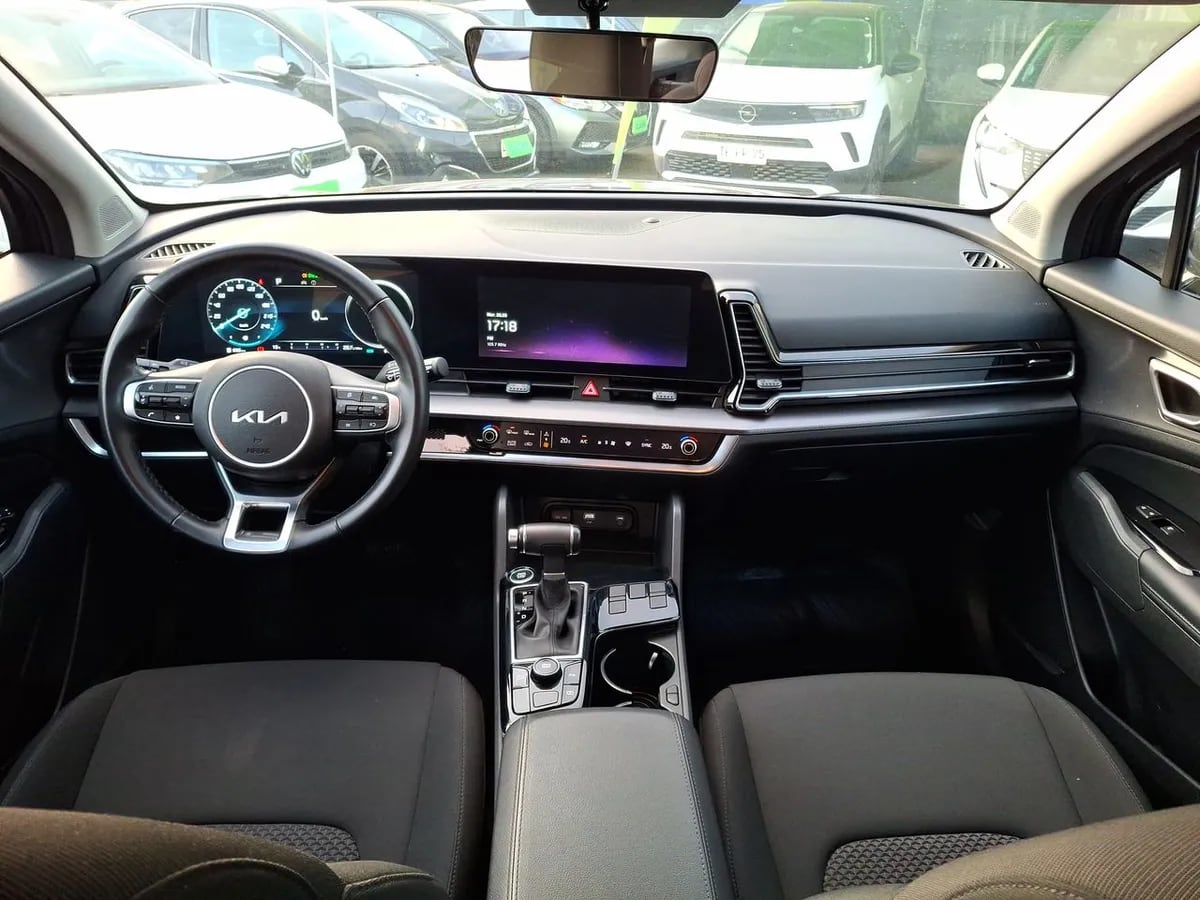 Kia Sportage 2.0 Ex Dies 2wd 8at 5p año 2025
