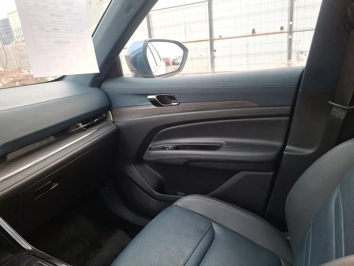 Ford Territory 1.5 Titanium 4x2 At 5p año 2025