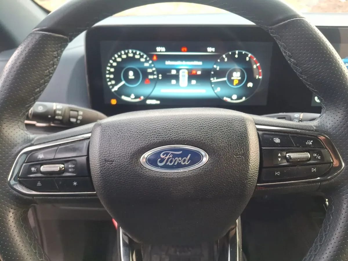 Ford Territory 1.5 Titanium 4x2 At 5p año 2025