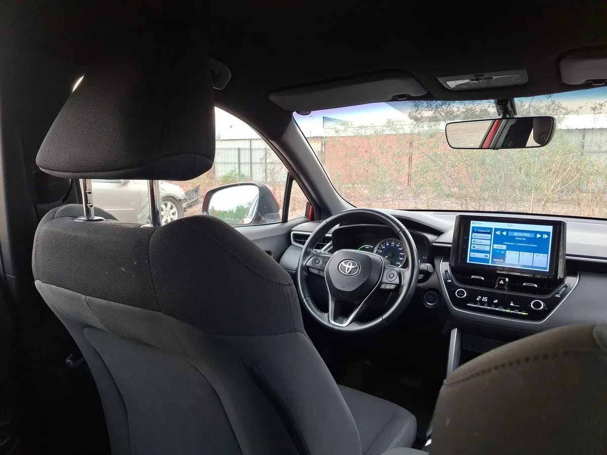 Toyota Corolla Cross 1.8 Seg Hybrid 4x2 Cvt At 5p año 2023