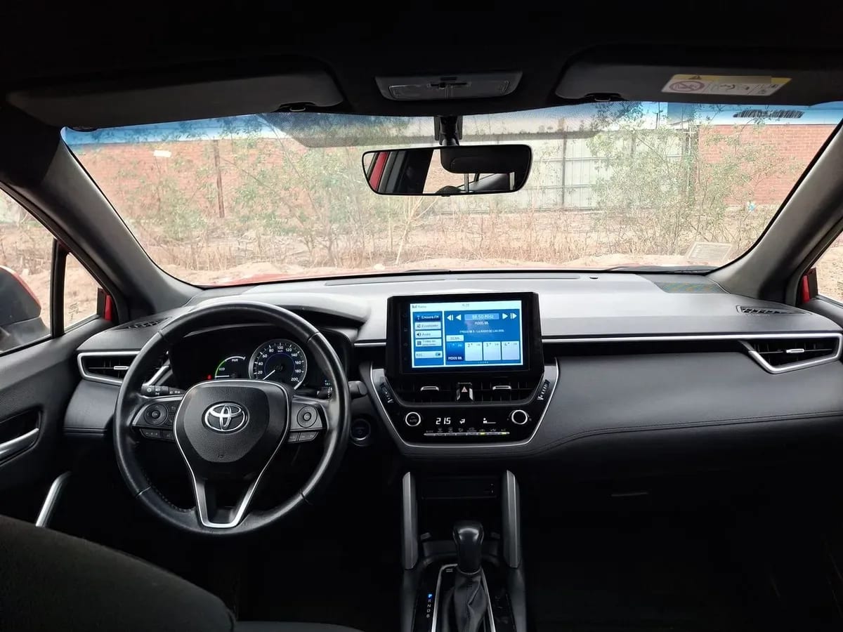 Toyota Corolla Cross 1.8 Seg Hybrid 4x2 Cvt At 5p año 2023