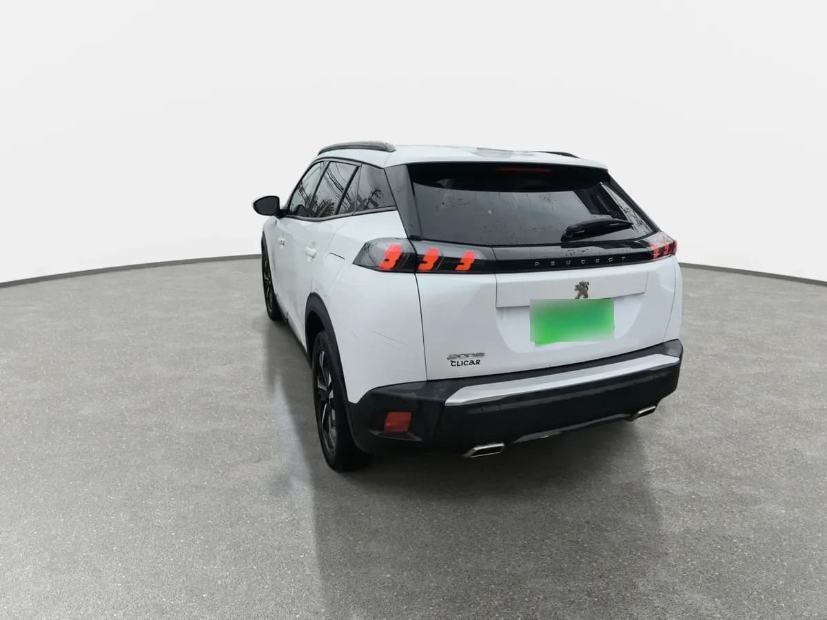Peugeot 2008 1.2 Active Puretech 4x2 130 Eat8 5p año 2021