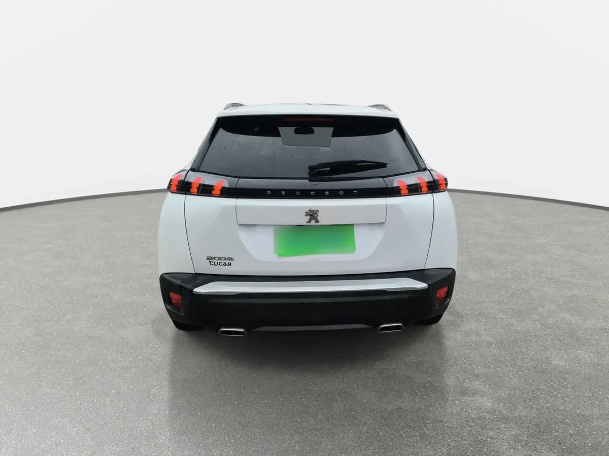 Peugeot 2008 1.2 Active Puretech 4x2 130 Eat8 5p año 2021
