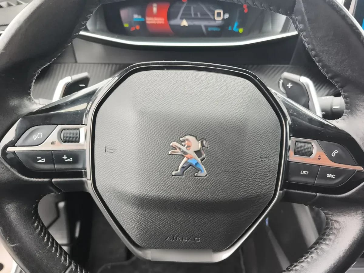 Peugeot 2008 1.2 Active Puretech 4x2 130 Eat8 5p año 2021