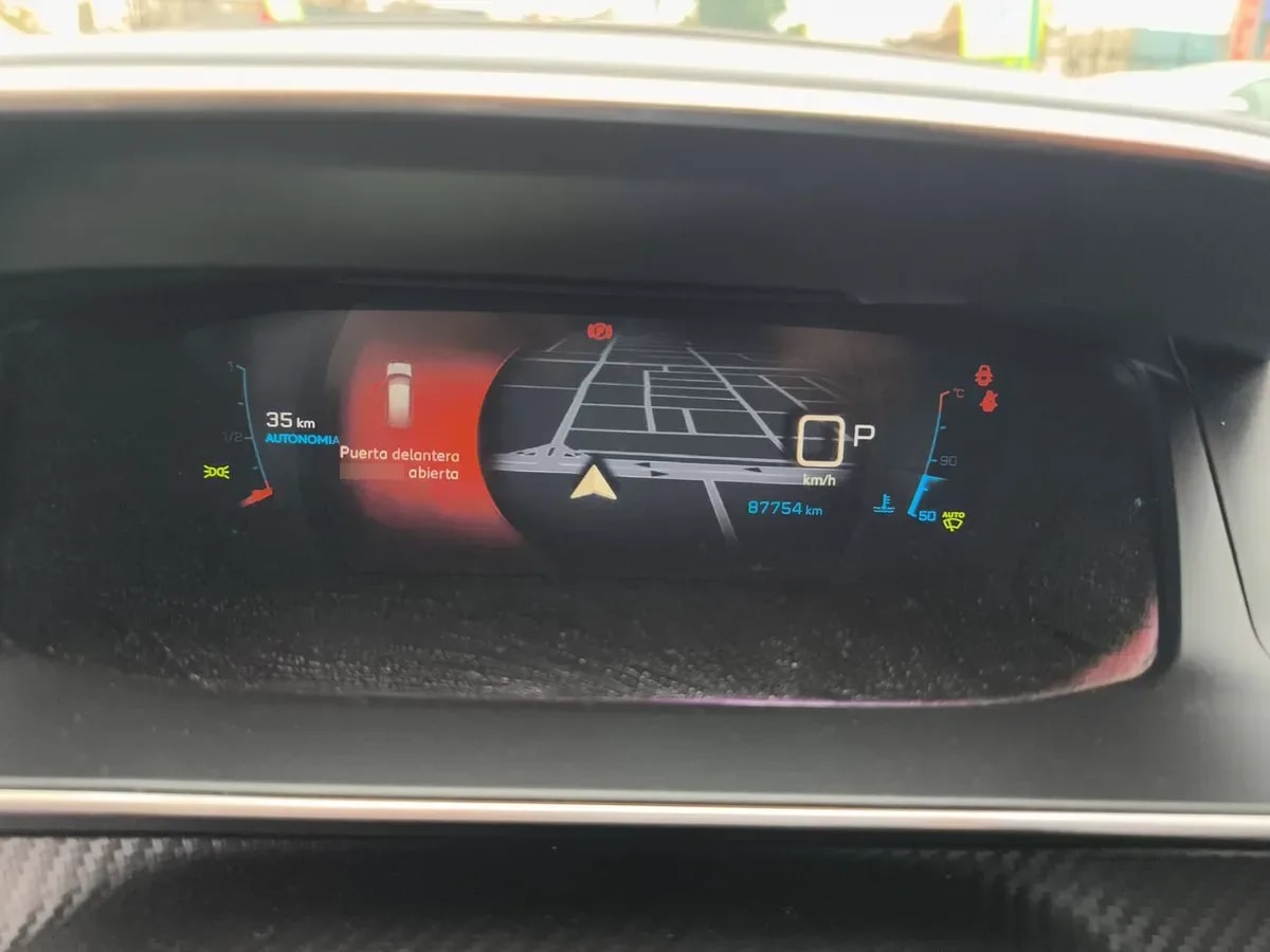 Peugeot 2008 1.2 Active Puretech 4x2 130 Eat8 5p año 2021