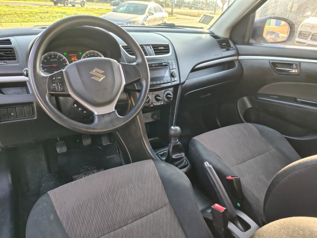 Suzuki Swift Gl Hb 1.2 año 2017
