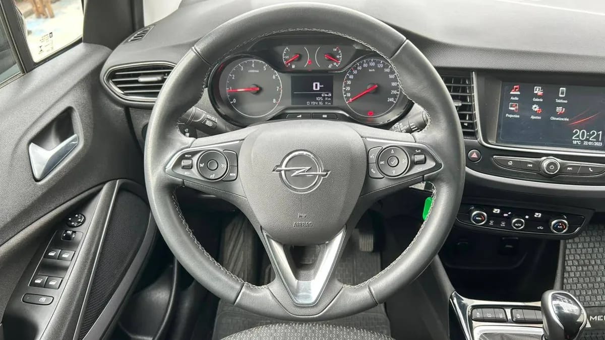 Opel Crossland 1.2 Mt año 2023