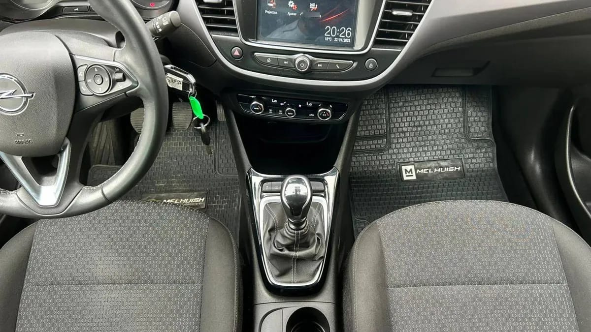 Opel Crossland 1.2 Mt año 2023