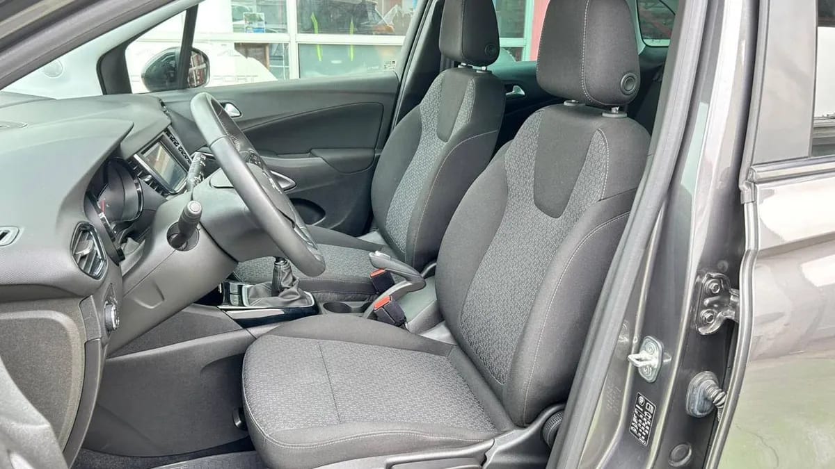 Opel Crossland 1.2 Mt año 2023