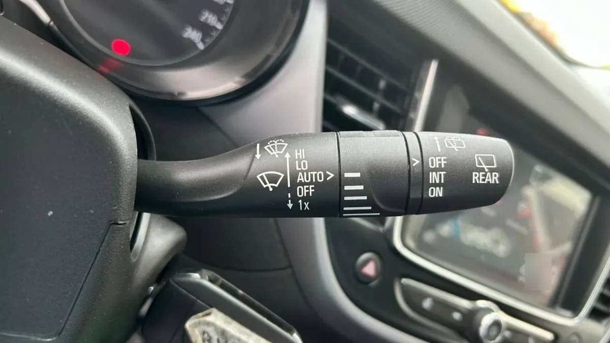 Opel Crossland 1.2 Mt año 2023