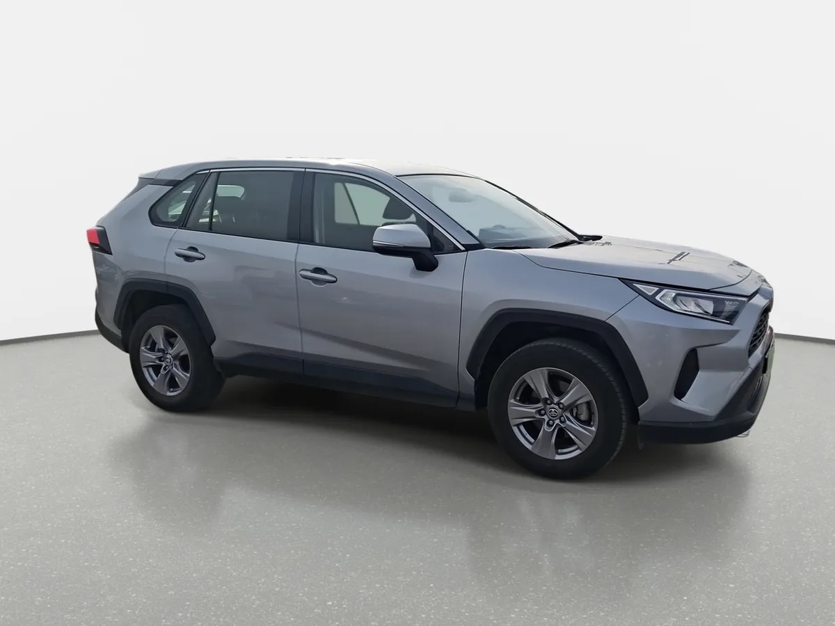 Toyota Rav 4 2.0 Le 4x2 Mt 5p año 2025