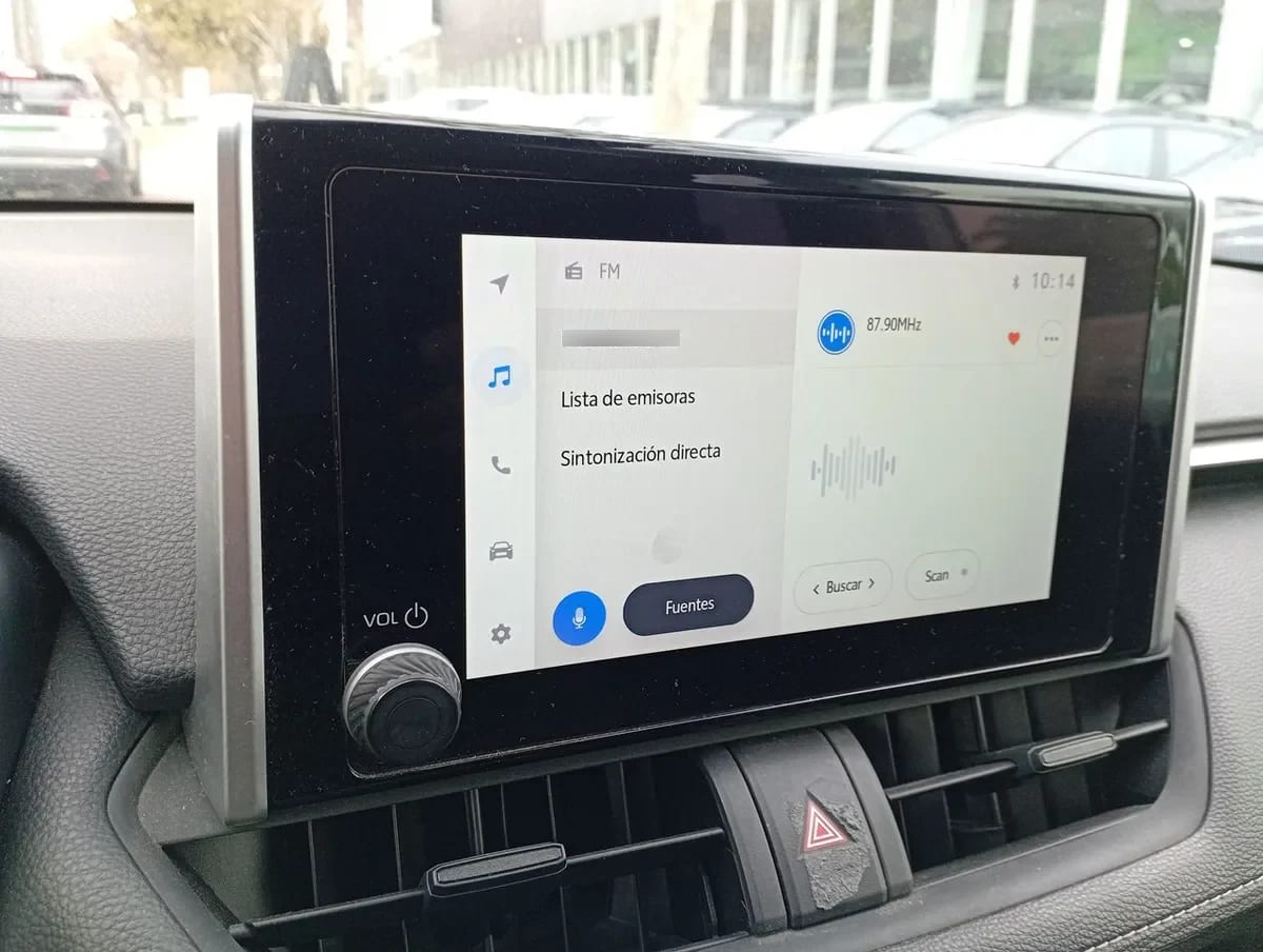 Toyota Rav 4 2.5 Xle Hybrid Hv 4x2 Cvt At 5p año 2023