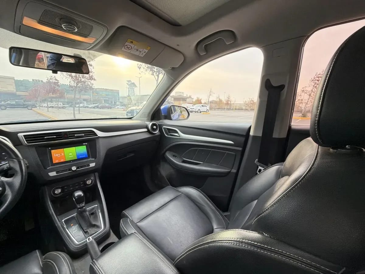 MG Mg Zs 1.5 Comfort 4x2 At 5p año 2020