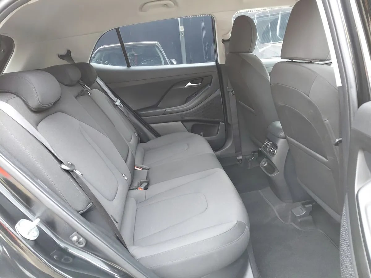 Hyundai Creta 1.5 Design Su2id 4x2 Mt 5p año 2025