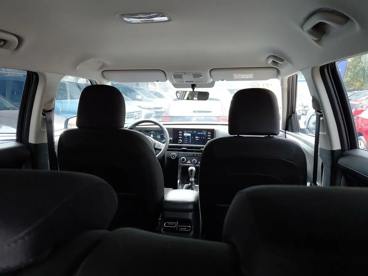 Hyundai Creta 1.5 Design Su2id 4x2 Mt 5p año 2025