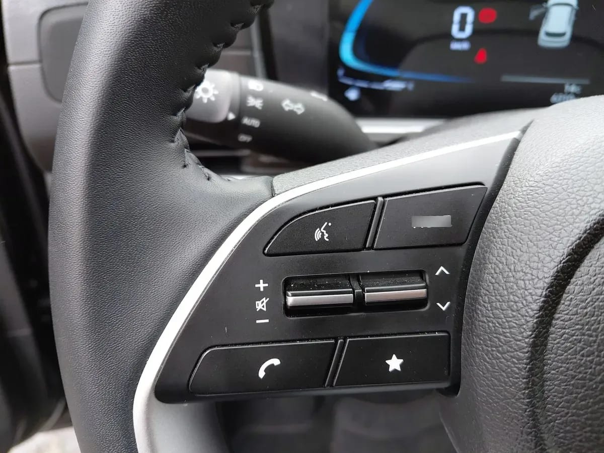 Hyundai Creta 1.5 Design Su2id 4x2 Mt 5p año 2025