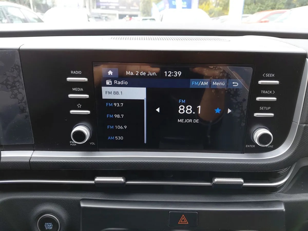 Hyundai Creta 1.5 Design Su2id 4x2 Mt 5p año 2025