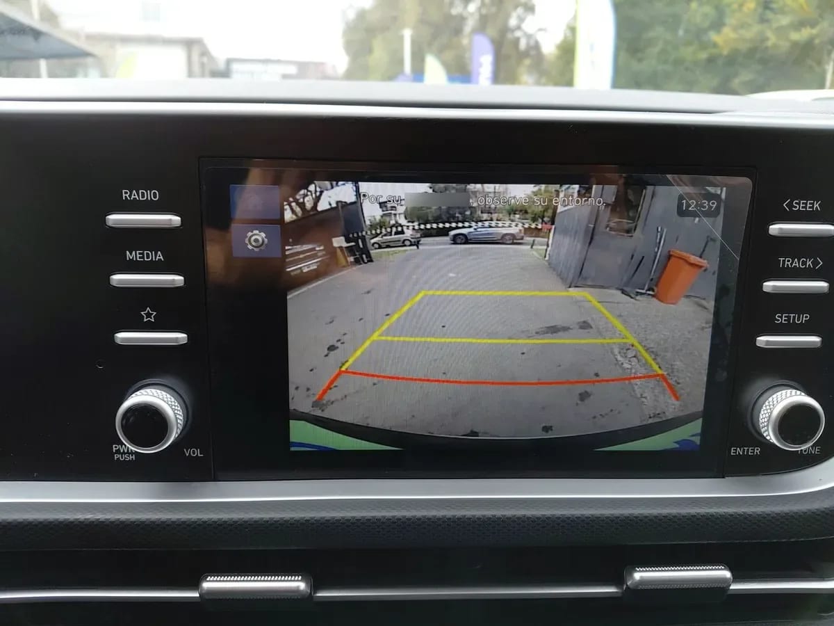 Hyundai Creta 1.5 Design Su2id 4x2 Mt 5p año 2025