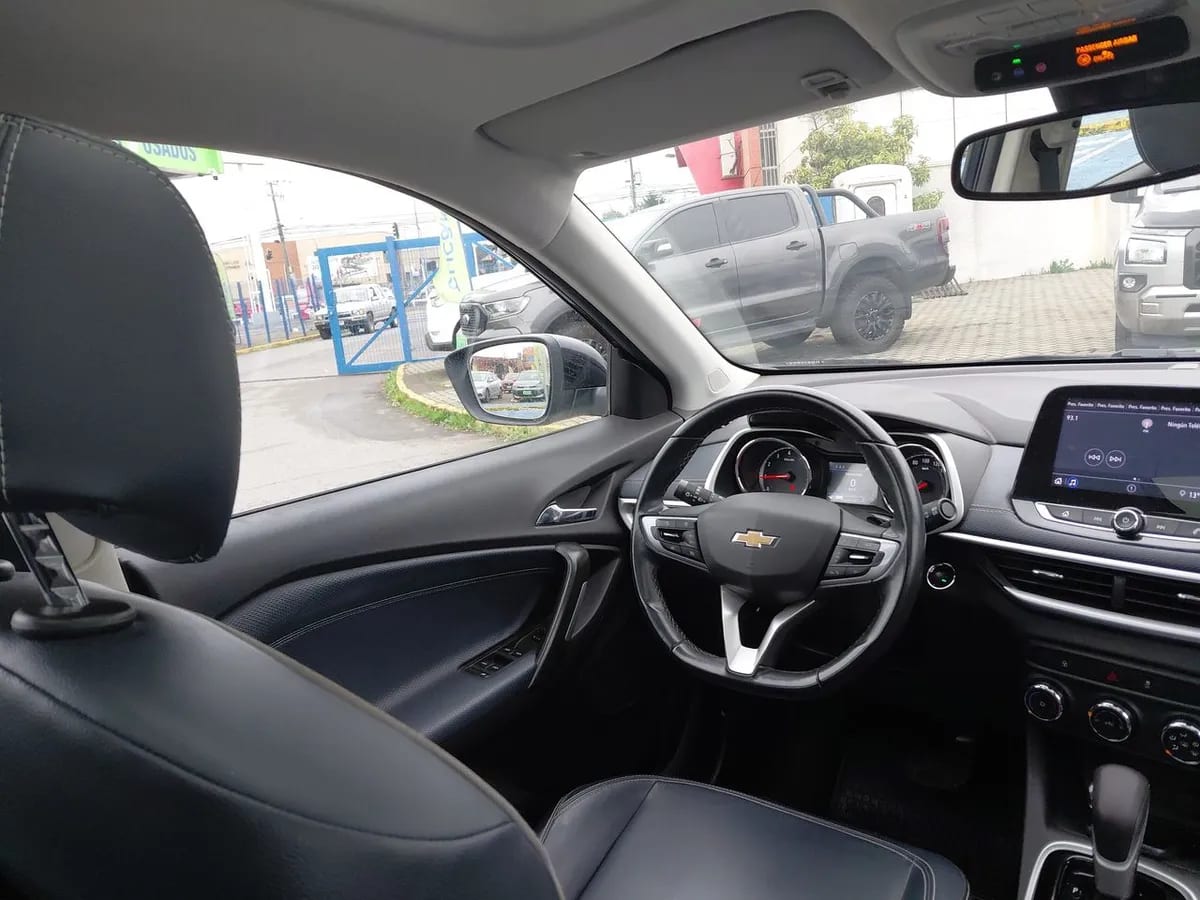 Chevrolet Tracker 1.2t Premier Fwd At 5p año 2023