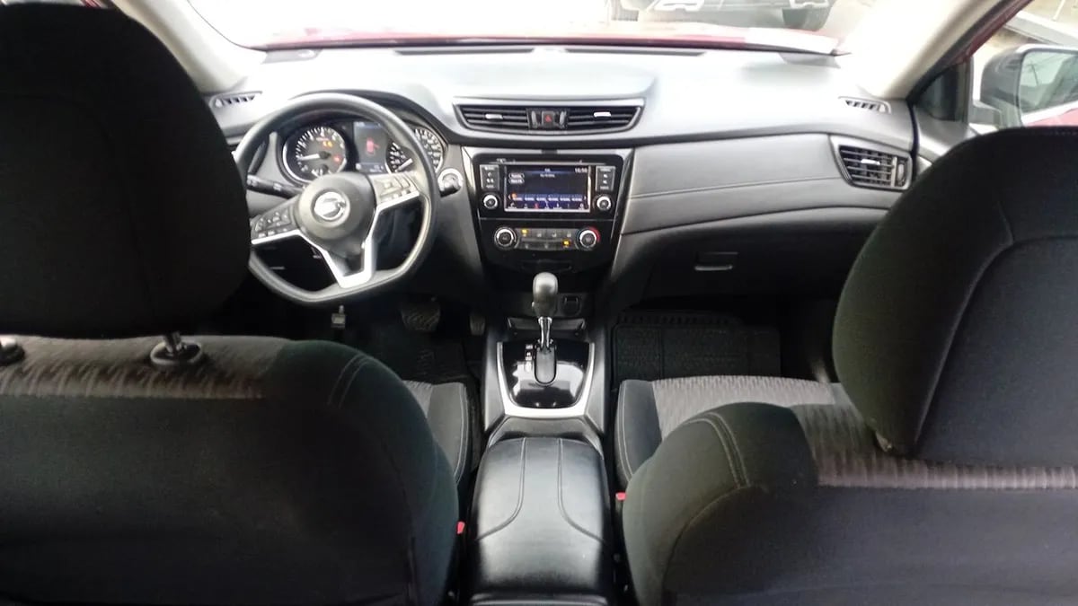 Nissan X-Trail 2.5 Sense Mc 4x2 Cvt At 5p año 2022