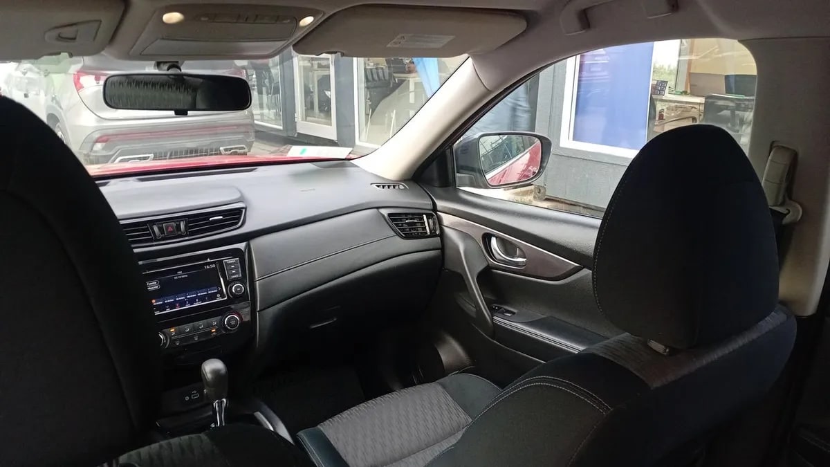 Nissan X-Trail 2.5 Sense Mc 4x2 Cvt At 5p año 2022