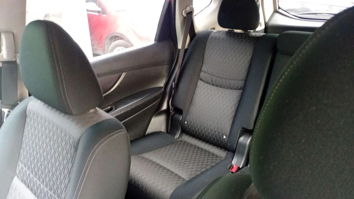 Nissan X-Trail 2.5 Sense Mc 4x2 Cvt At 5p año 2022