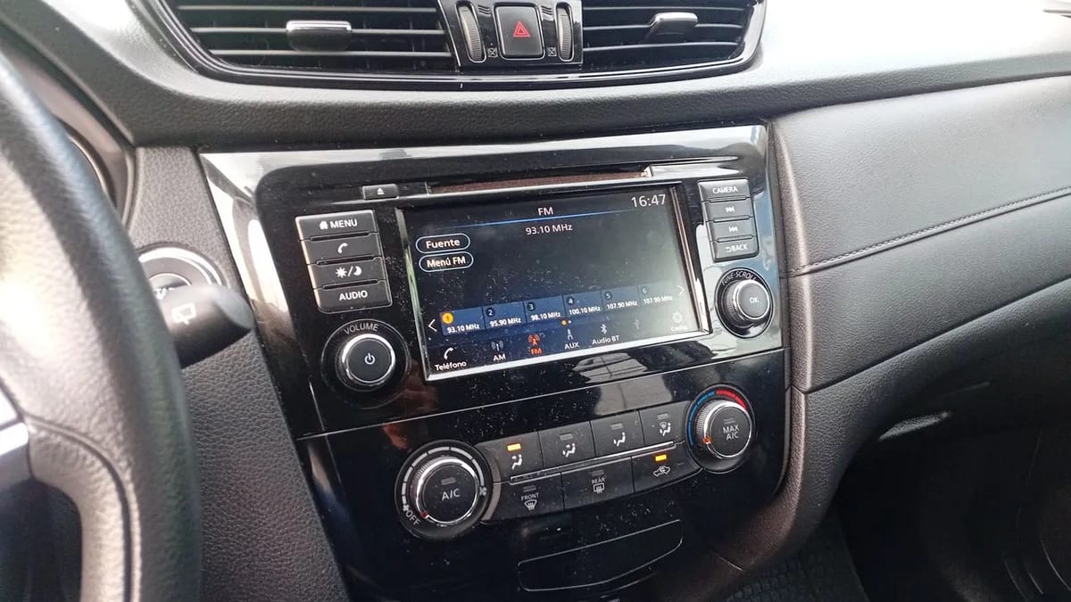 Nissan X-Trail 2.5 Sense Mc 4x2 Cvt At 5p año 2022