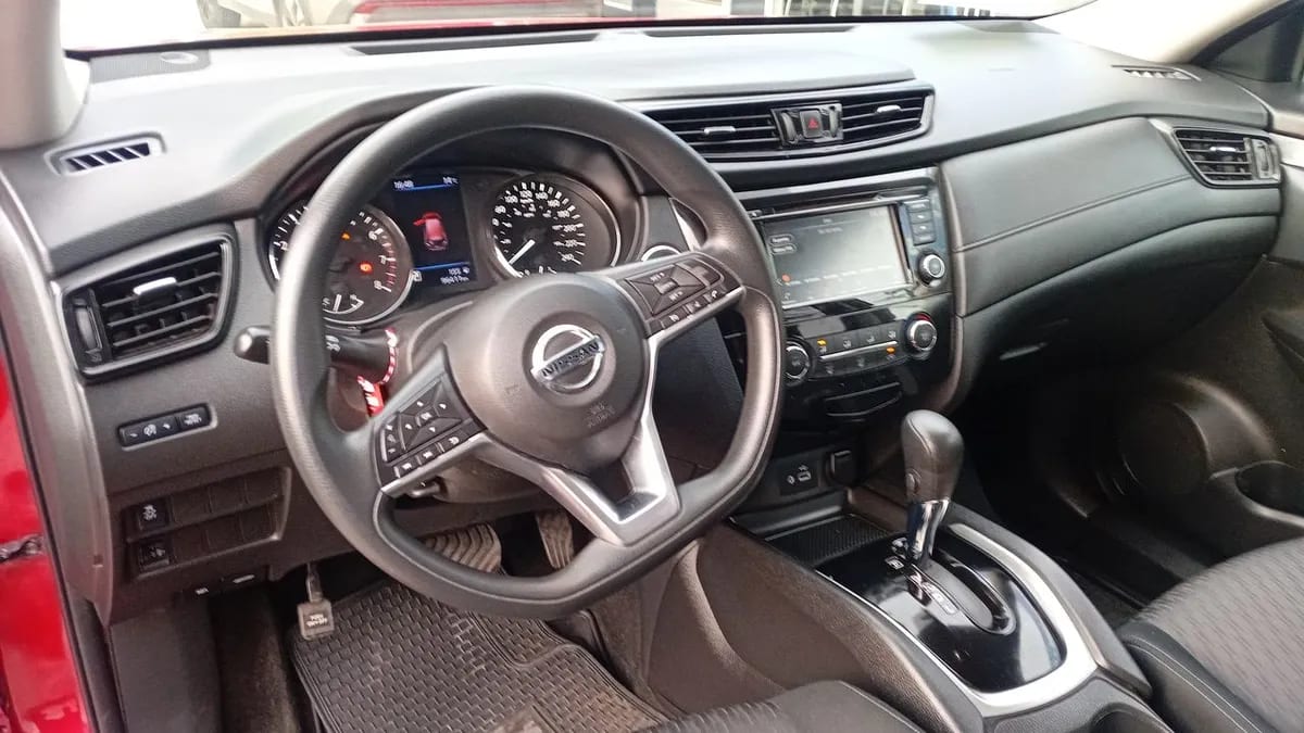 Nissan X-Trail 2.5 Sense Mc 4x2 Cvt At 5p año 2022