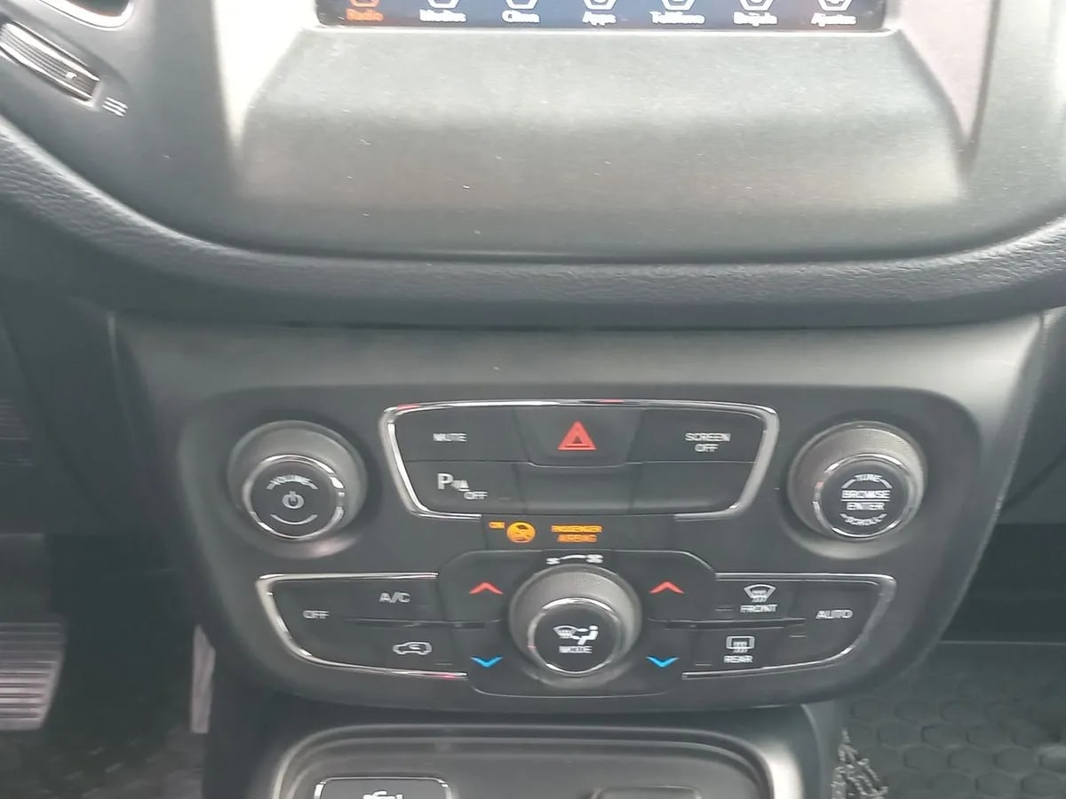 Jeep Compass 2.4 Sport 4x2 At 5p año 2021