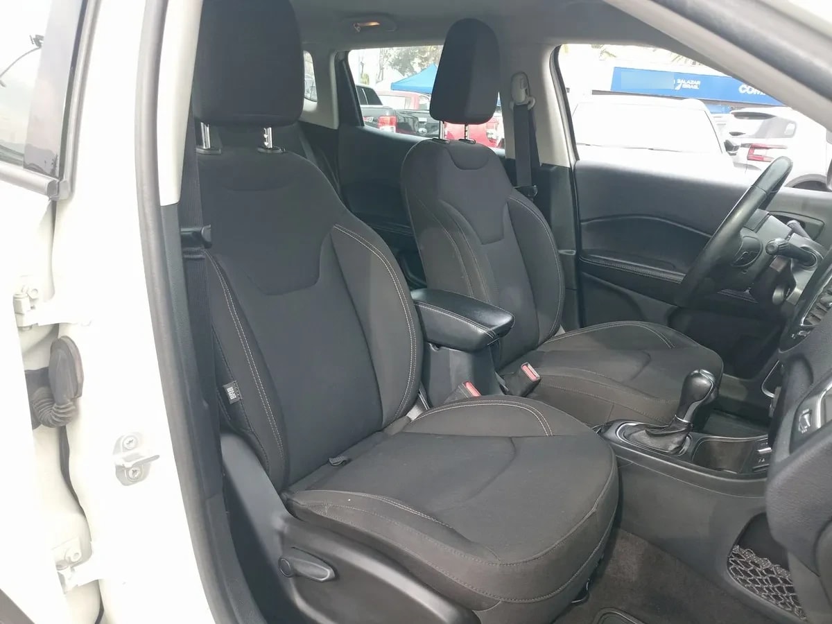 Jeep Compass 2.4 Sport 4x2 At 5p año 2021