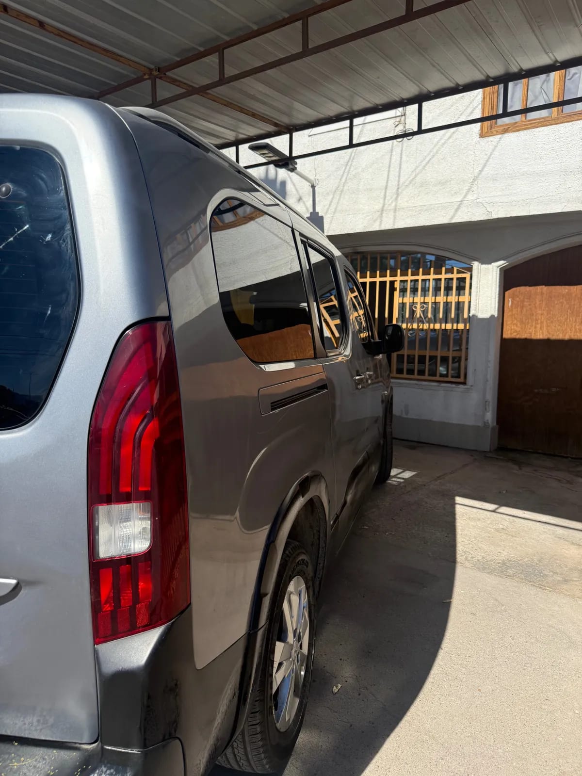PEUGEOT RIFTER 1.5 Allure Bluehdi 130 At Diesel año 2020