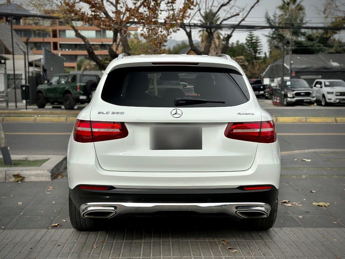 Mercedes-benz Glc 250 4matic año 2017