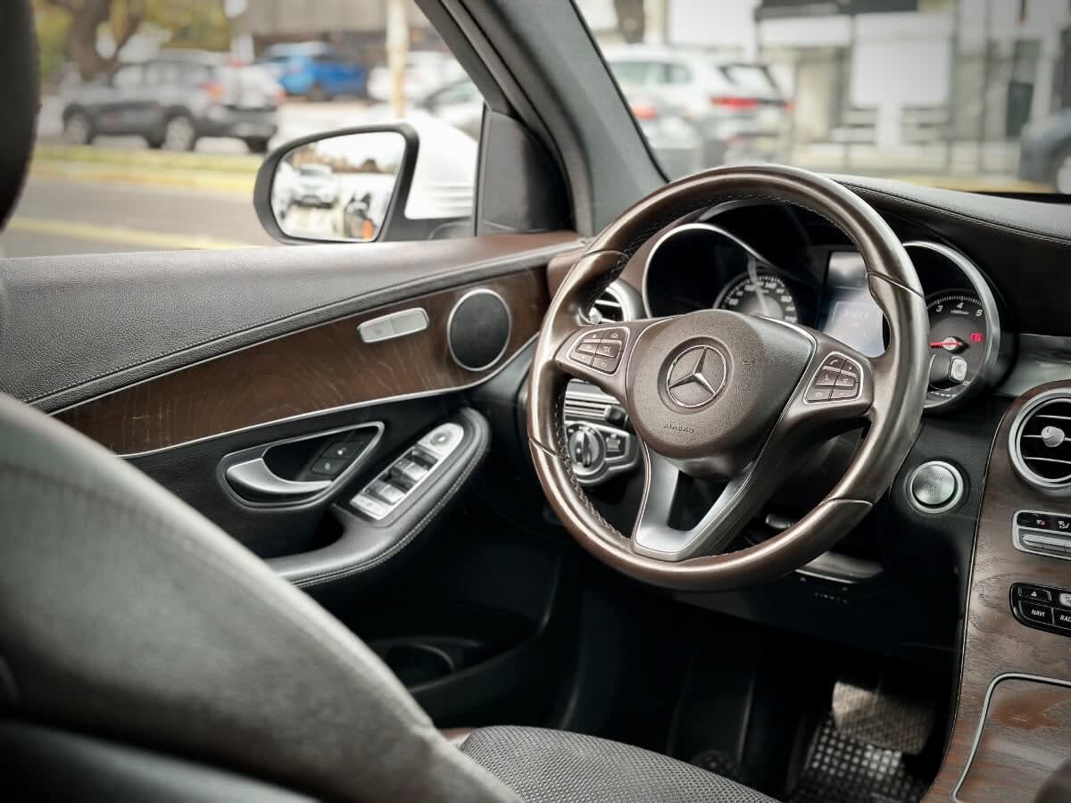 Mercedes-benz Glc 250 4matic año 2017