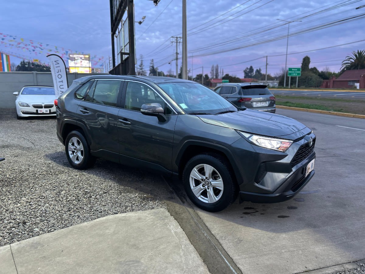 Toyota Rav 4 2.0 Aut año 2021