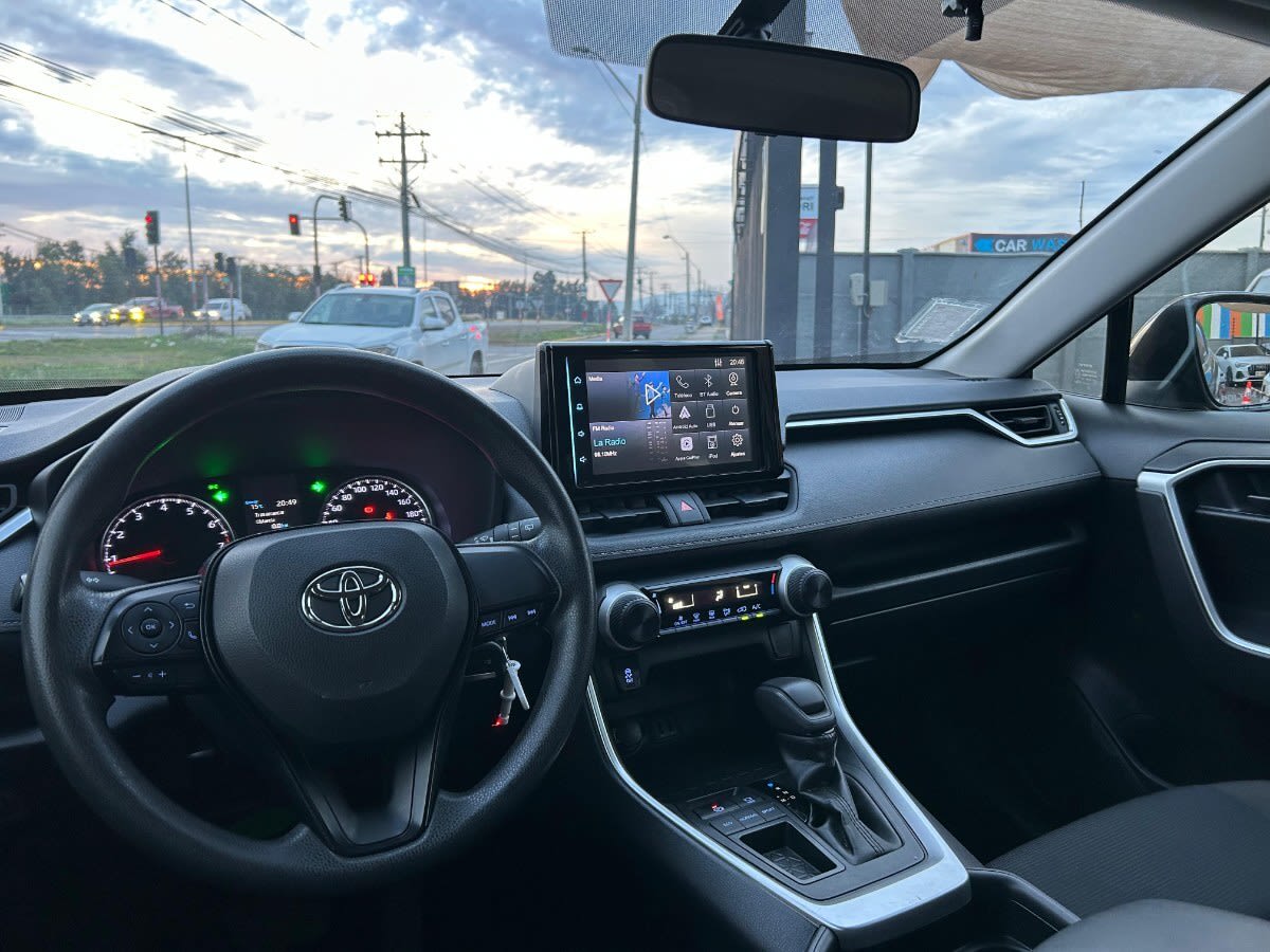 Toyota Rav 4 2.0 Aut año 2021