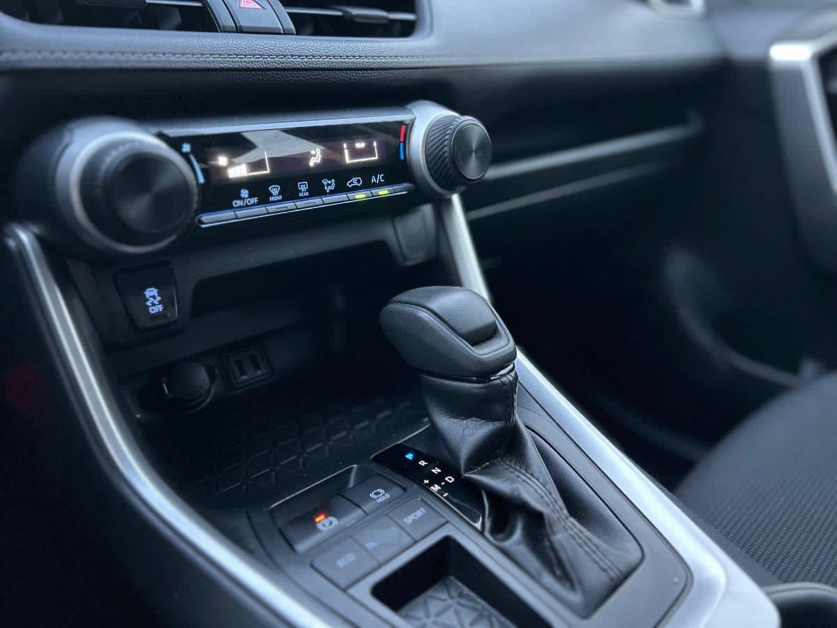 Toyota Rav 4 2.0 Aut año 2021