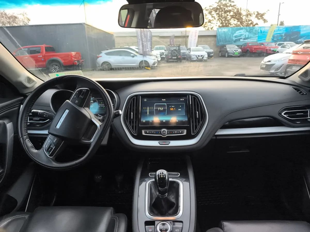 Jetour X70 1.5t Gls 4x2 Mt 5p año 2023