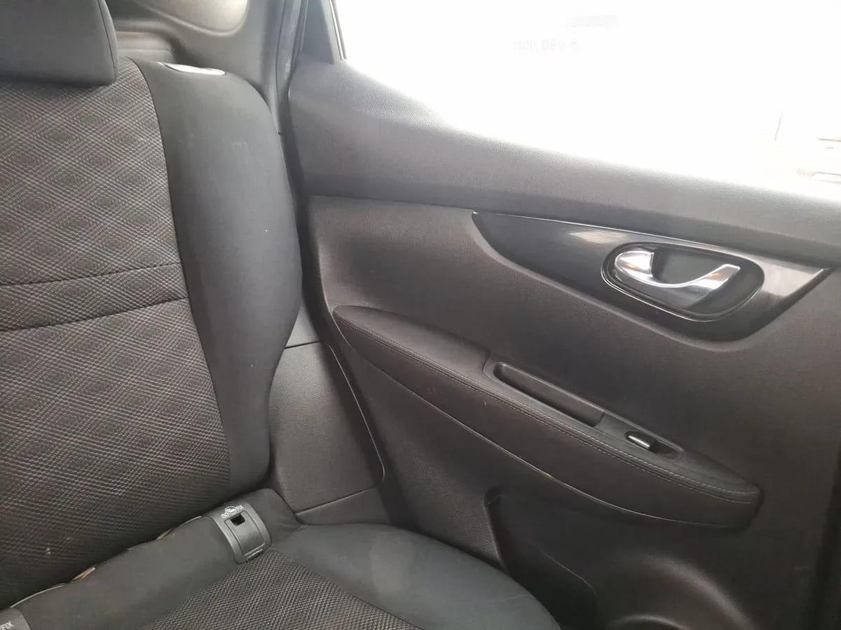 Nissan Qashqai 2.0 Advance 4x2 Mt 5p año 2015