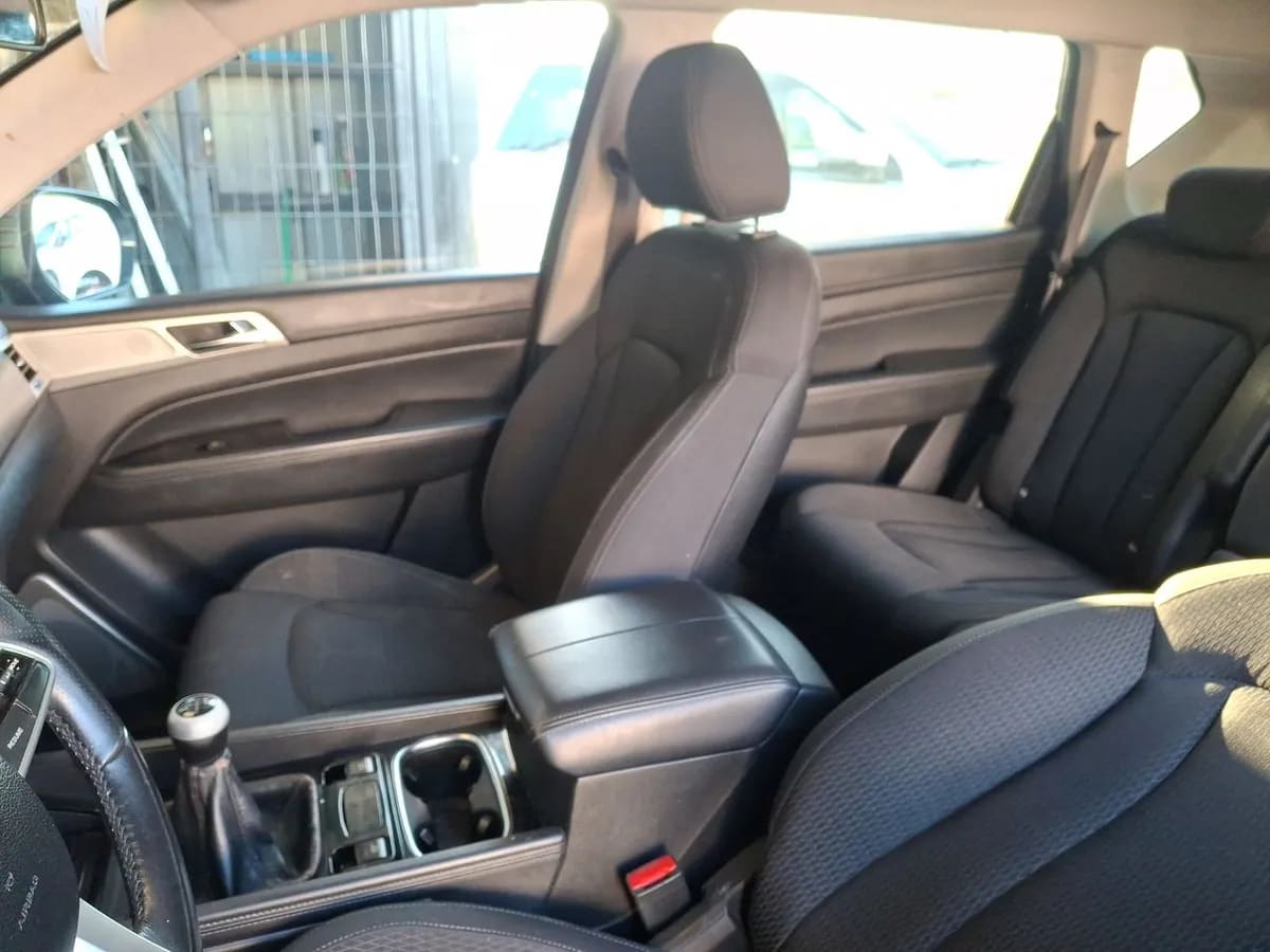 Ssangyong Rexton 2.2 Diesel 4x2 Mt 5p año 2019