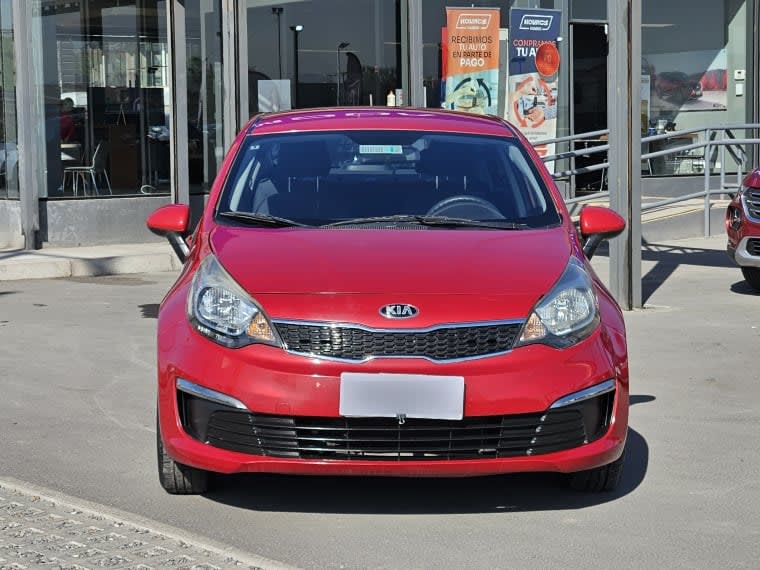 Kia Rio 4 Ex Mt 1.4 año 2015