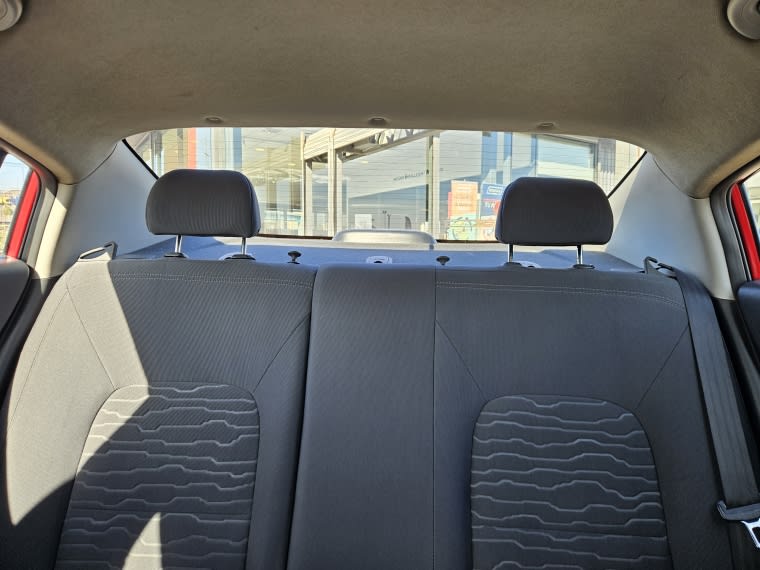 Kia Rio 4 Ex Mt 1.4 año 2015