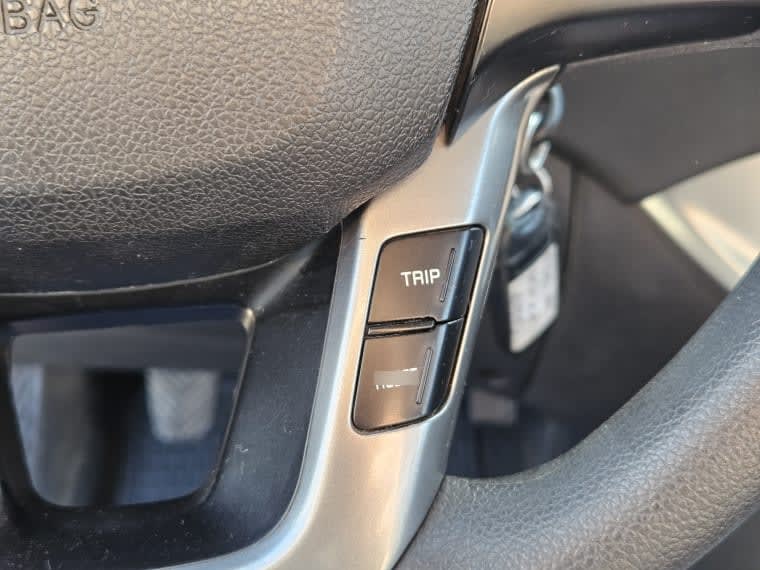 Kia Rio 4 Ex Mt 1.4 año 2015