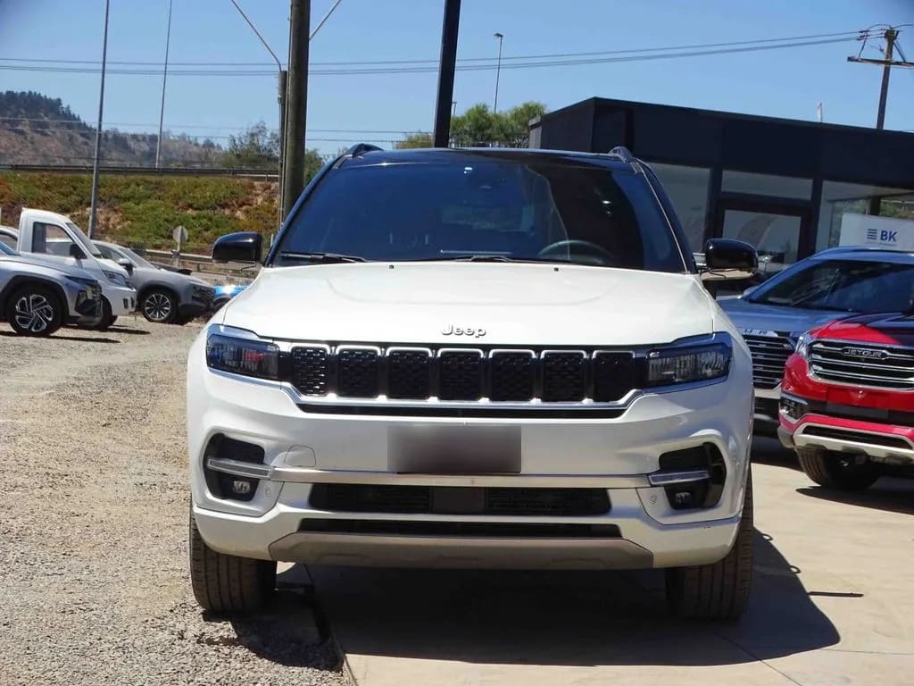 Jeep Commander Overland año 2022