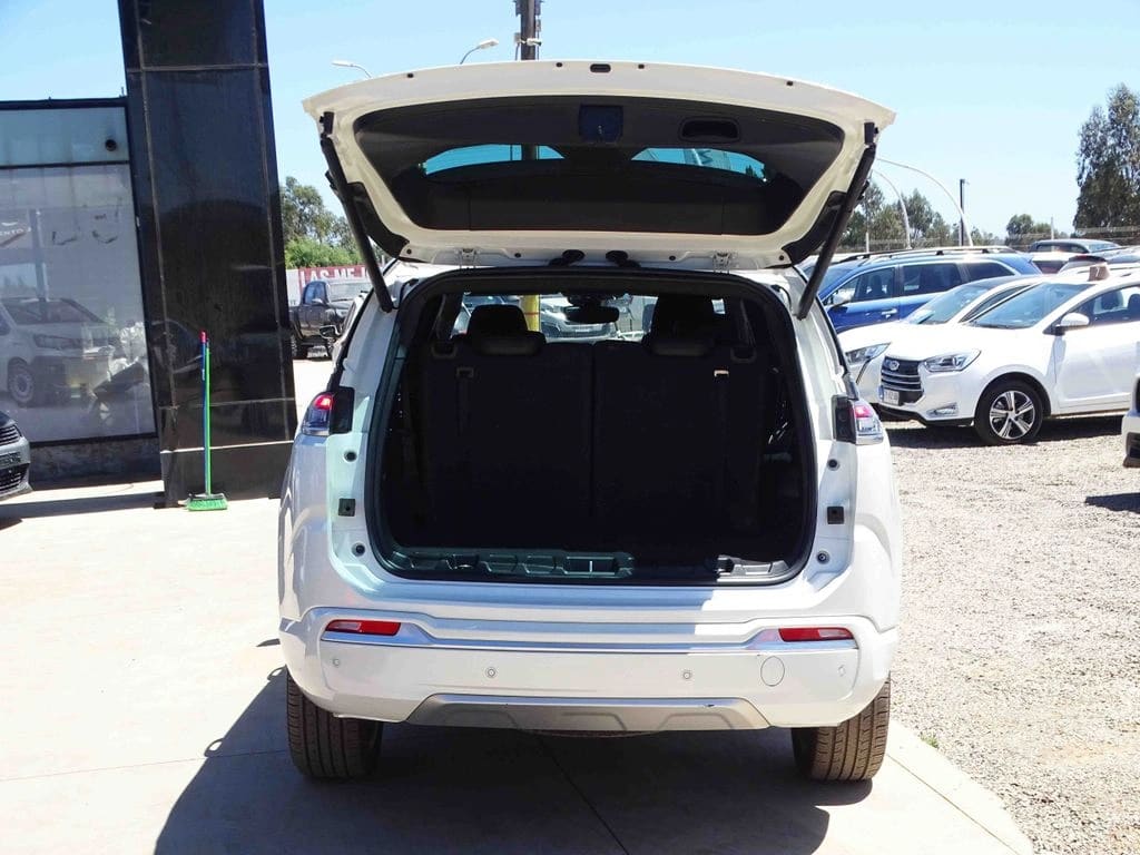 Jeep Commander Overland año 2022