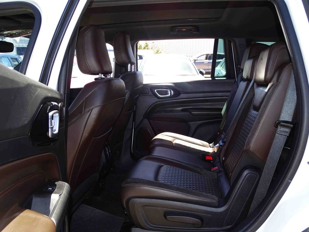 Jeep Commander Overland año 2022