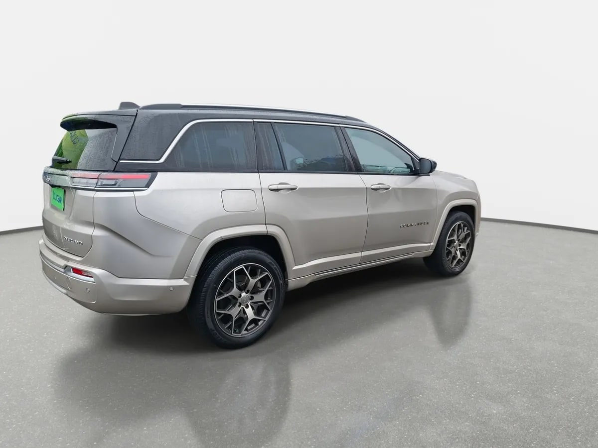 Jeep Commander 2.0t Overland Td380 Dies 4x4 9at 5p año 2023