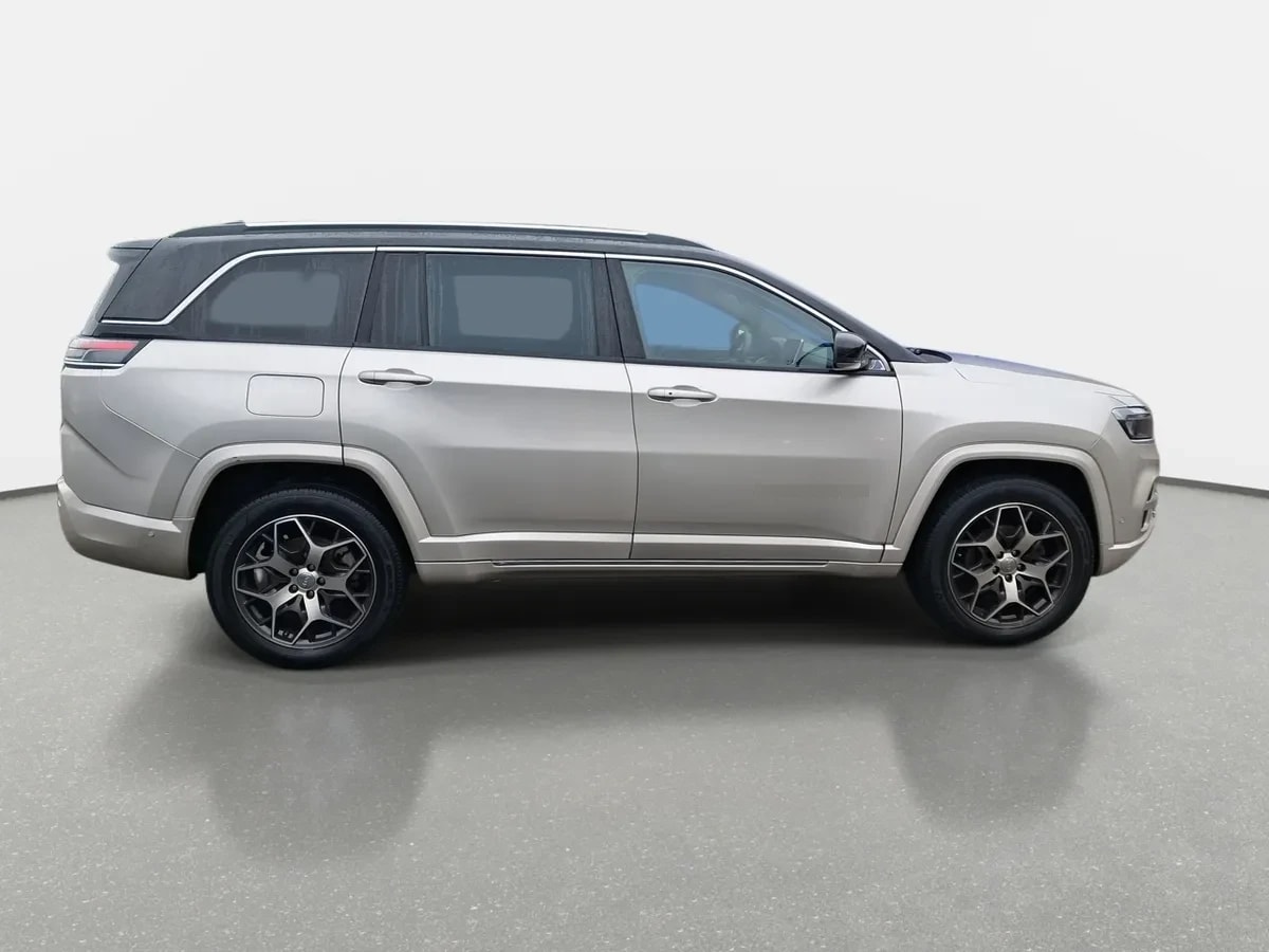 Jeep Commander 2.0t Overland Td380 Dies 4x4 9at 5p año 2023