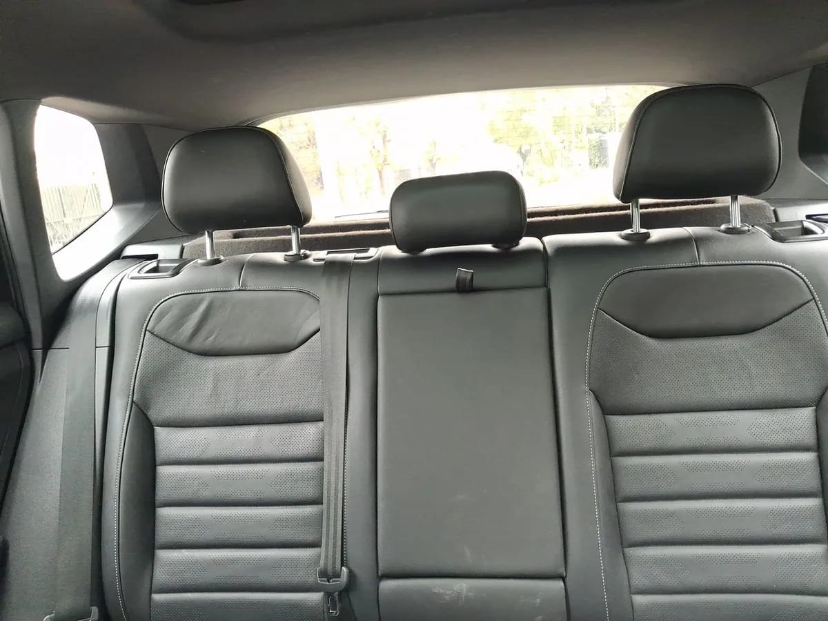 Volkswagen Taos 1.4 Tsi Highline 4x2 At 5p año 2025