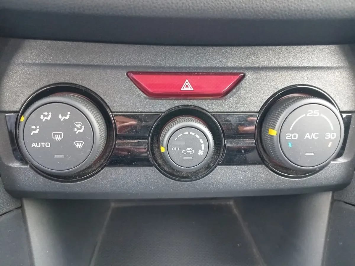 Subaru Xv 2.0i Awd Cvt At 5p año 2022